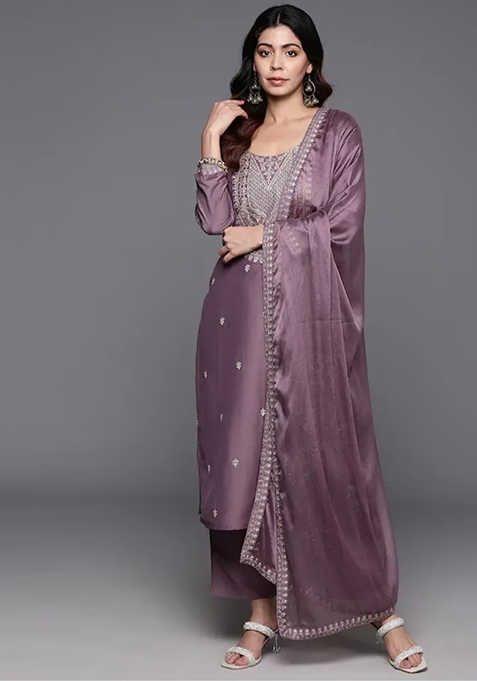 Onion Pink Thread Work Viscose Kurta Set With Dupatta